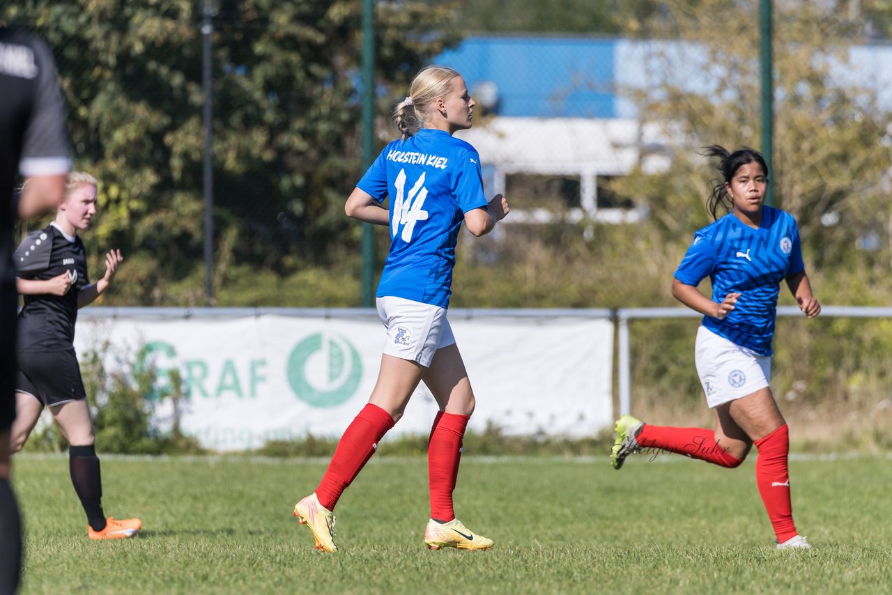 Bild 97 - F Holstein Kiel 2 - SSG Rot-Schwarz Kiel 2 : Ergebnis: 5:0